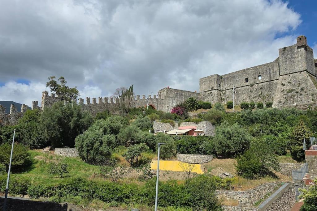 Tra Mare E Castello Leilighet La Spezia Eksteriør bilde